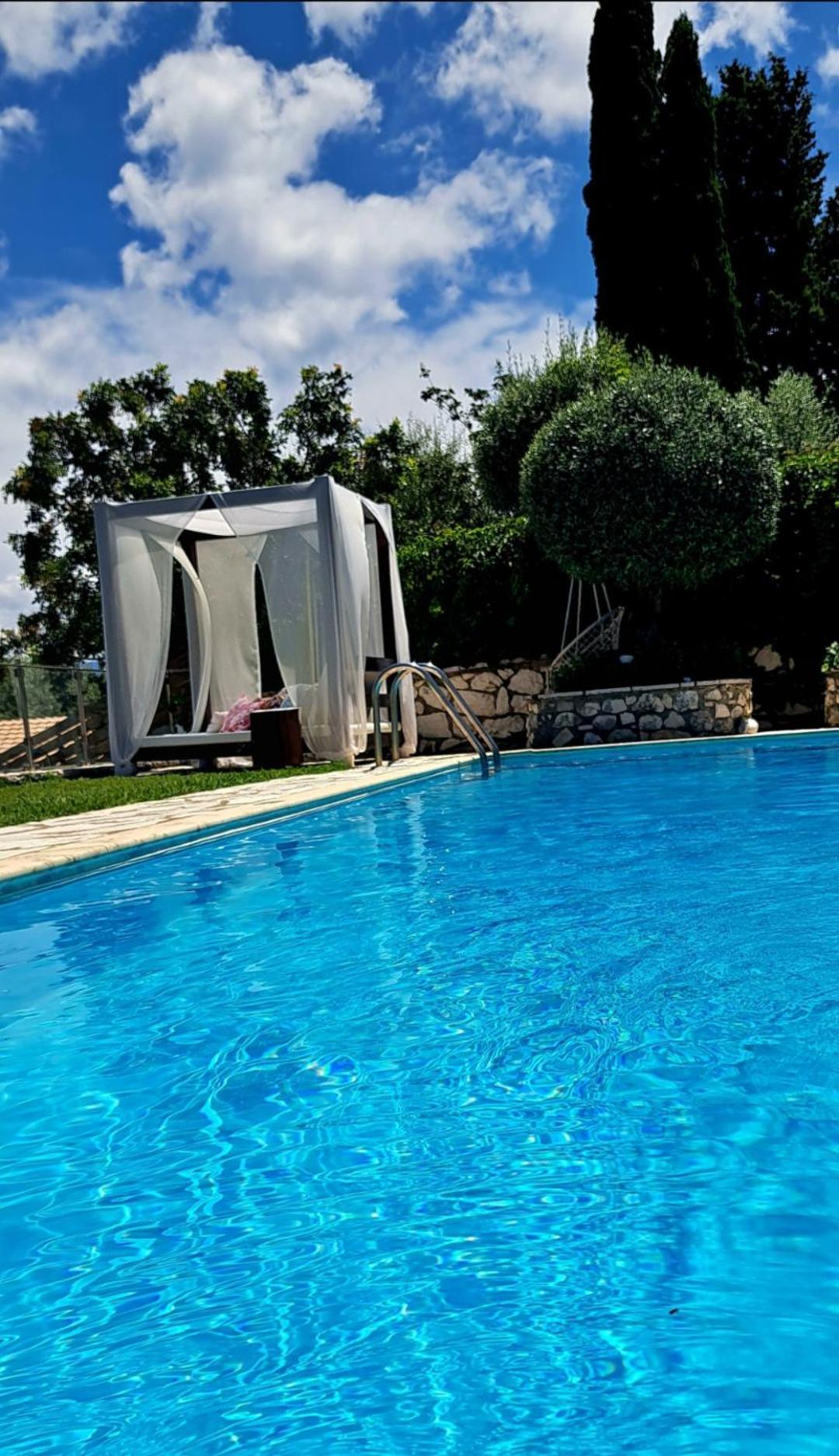 Luxury Villa Athina Nikiana Extérieur photo